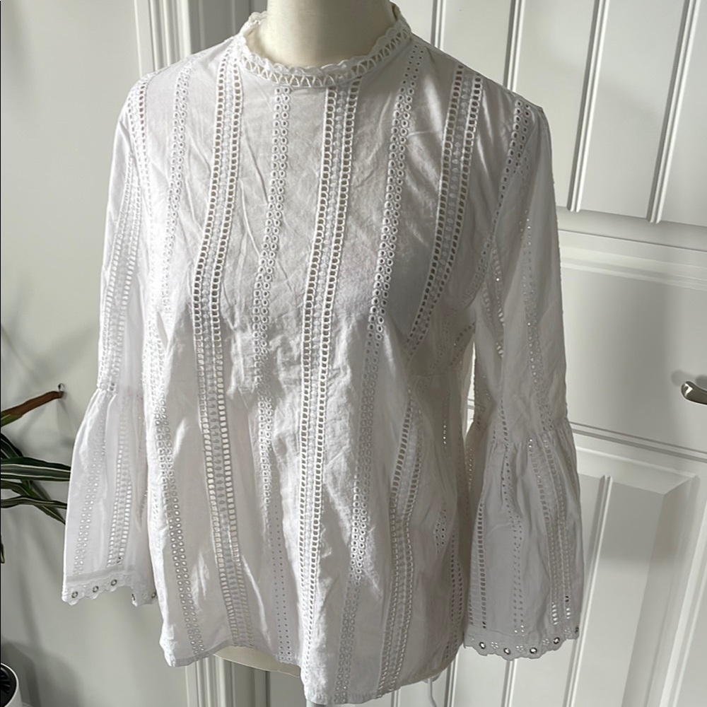 H&M White Eyelet Bell-Sleeve Top (size 4)